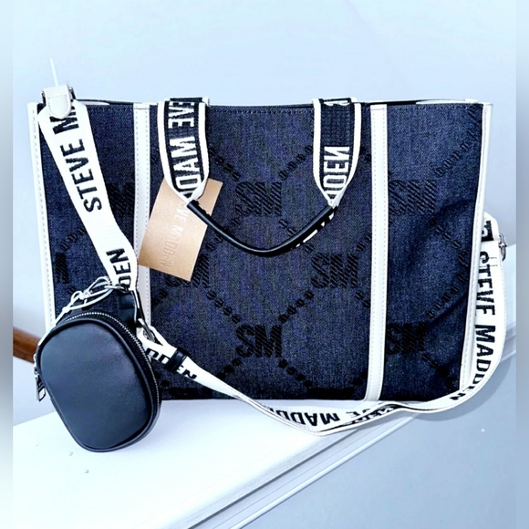 Steve Madden Handbags - Steve Madden Bsantem Tote Bag NEW